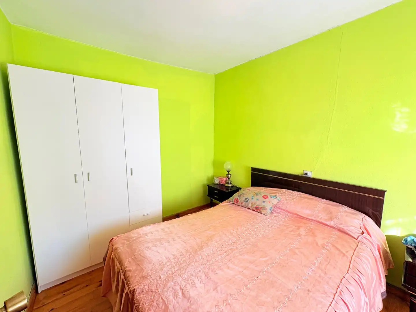 Habitación de Edificio en venta en Torre del Bierzo