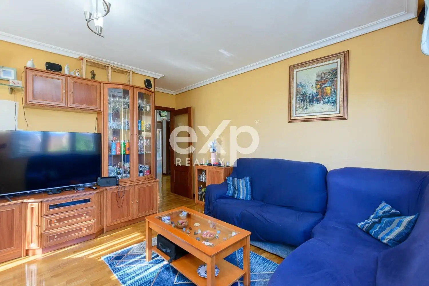 Living room of Flat for sale in Oviedo   with Heating, Storage room and Furnished