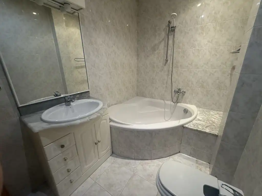 Baño de Piso en venta en Gironella