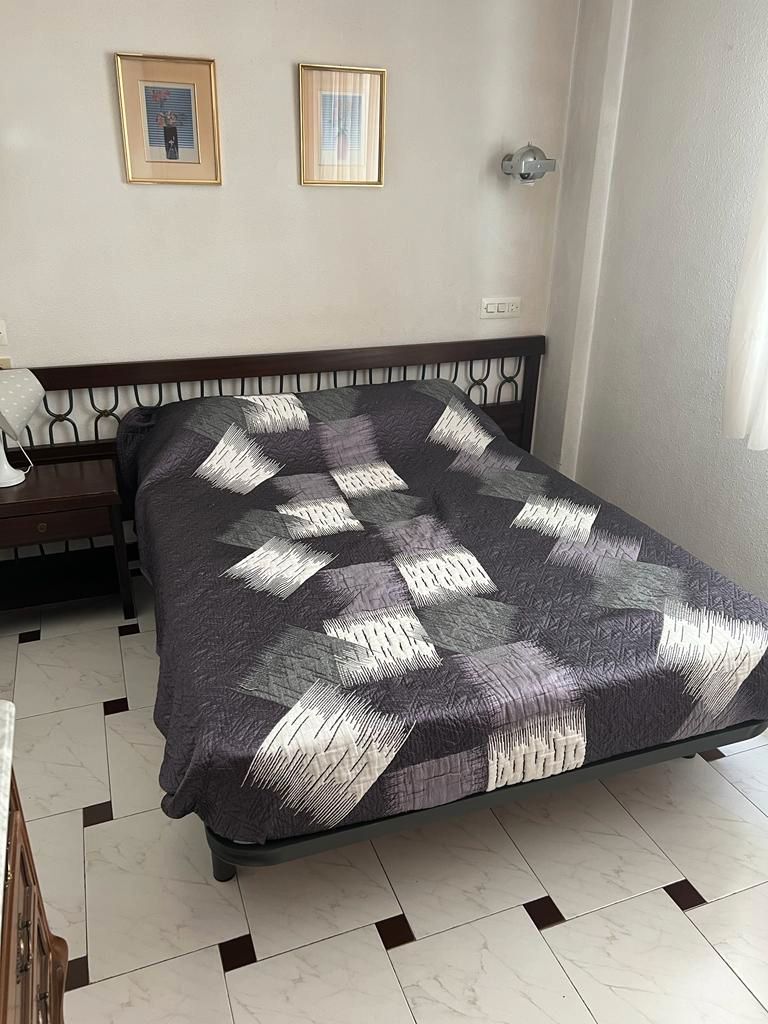 Bedroom of Apartments for rent in Oviedo   with Heating, Parquet flooring and Furnished