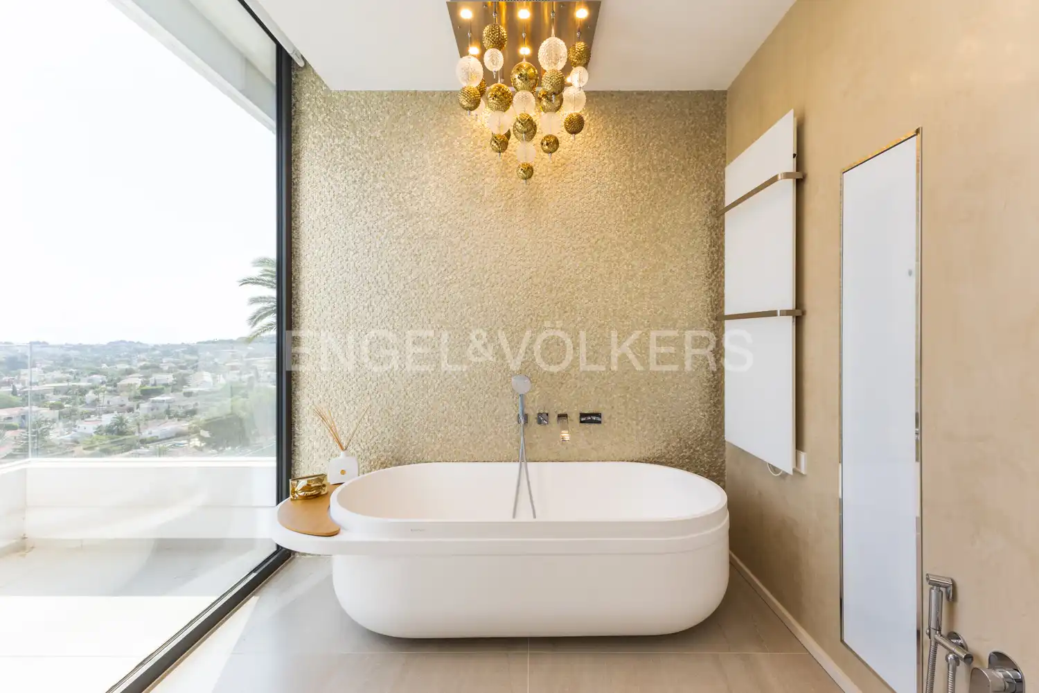 Badezimmer von Haus oder Chalet zur Miete in Dénia mit Klimaanlage, Heizung und Privatgarten