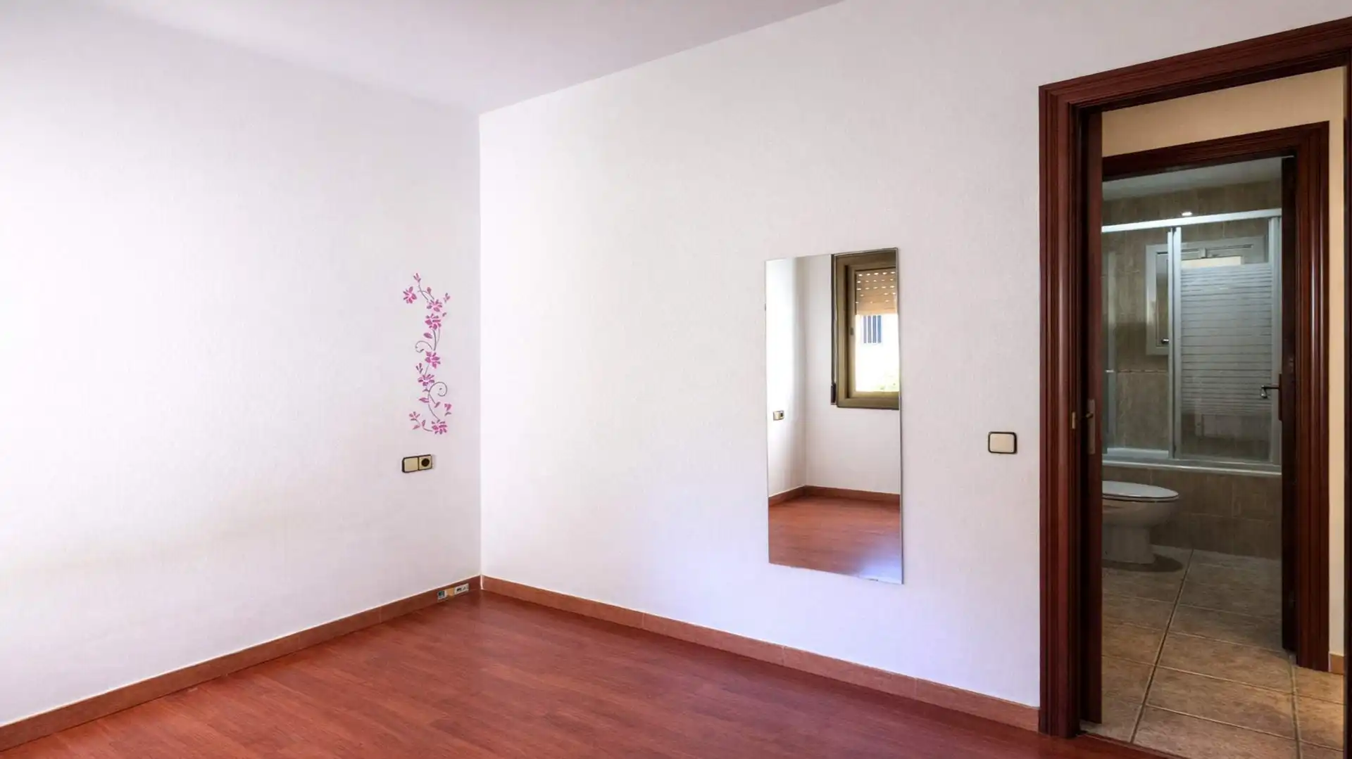 Schlafzimmer von Wohnung zum Verkauf in L'Hospitalet de Llobregat mit Alarm
