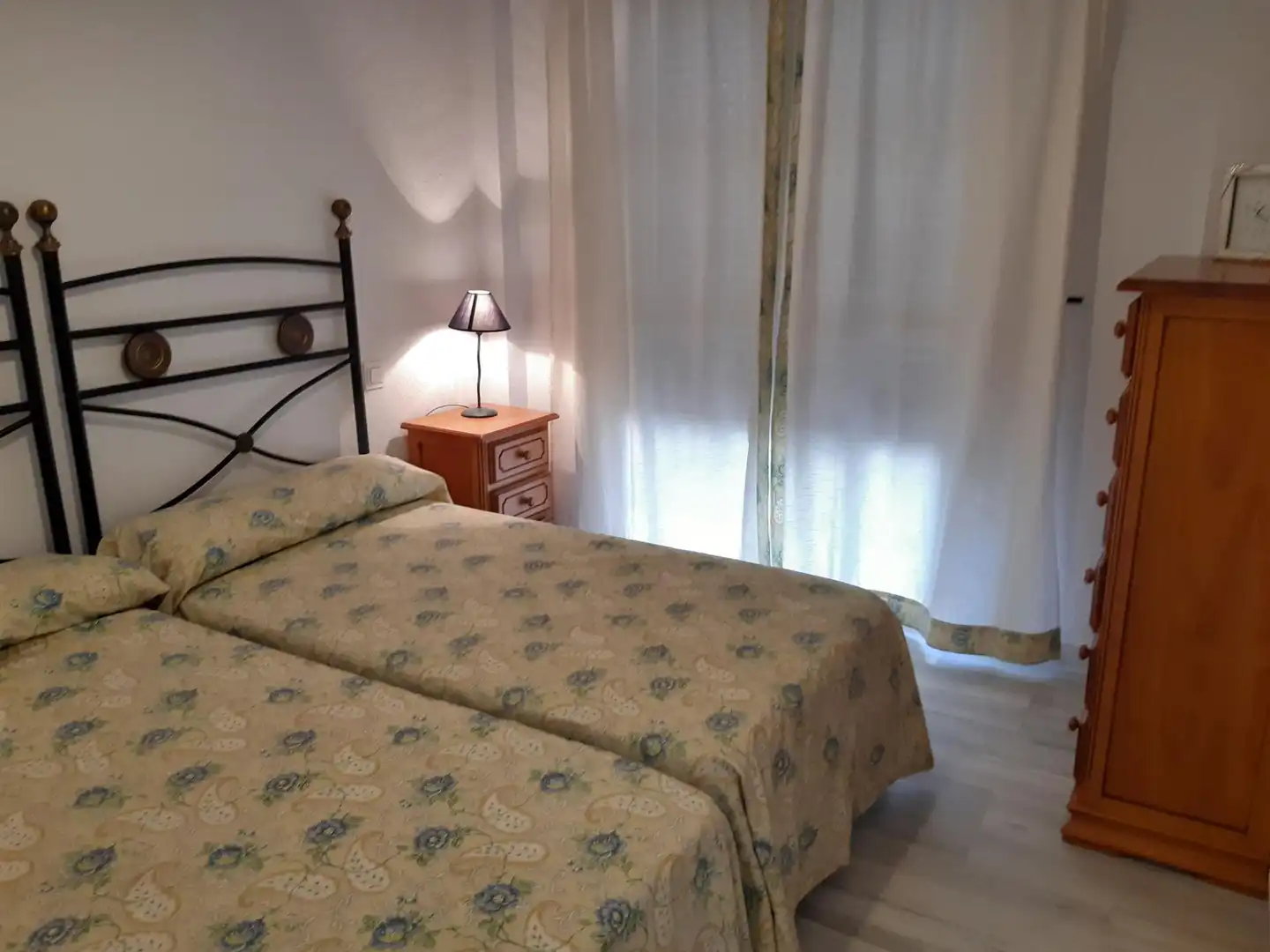 Habitación de Apartamento de alquiler en Torrox con Aire acondicionado, Calefacción y Terraza