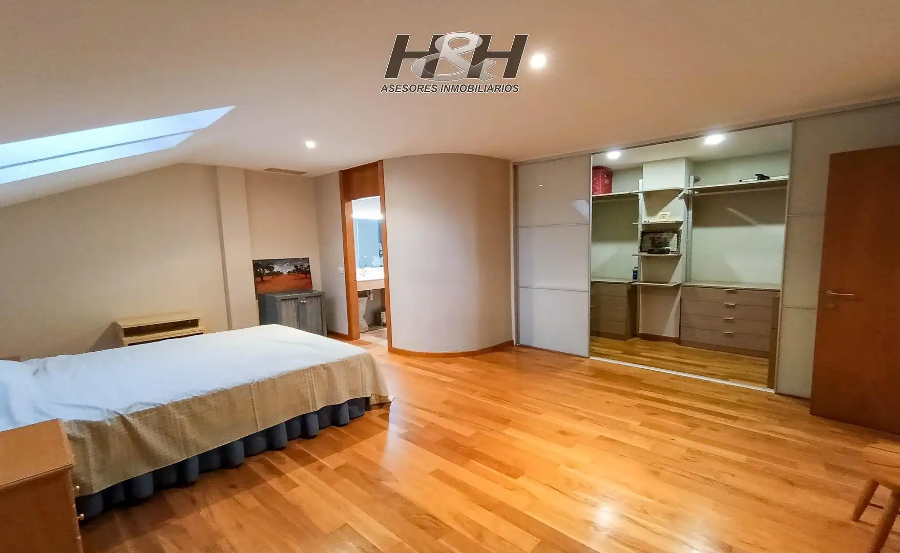 Habitación de Casa o chalet en venta en Burjassot con Aire acondicionado, Calefacción y Trastero