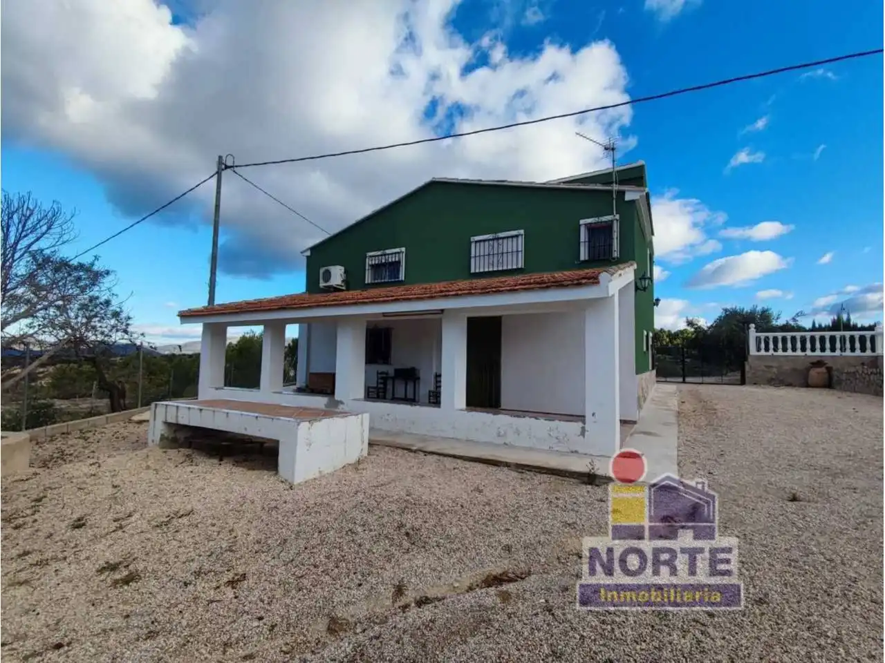 Vista exterior de Finca rústica en venda en Balones amb Aire condicionat, Jardí privat i Terrassa