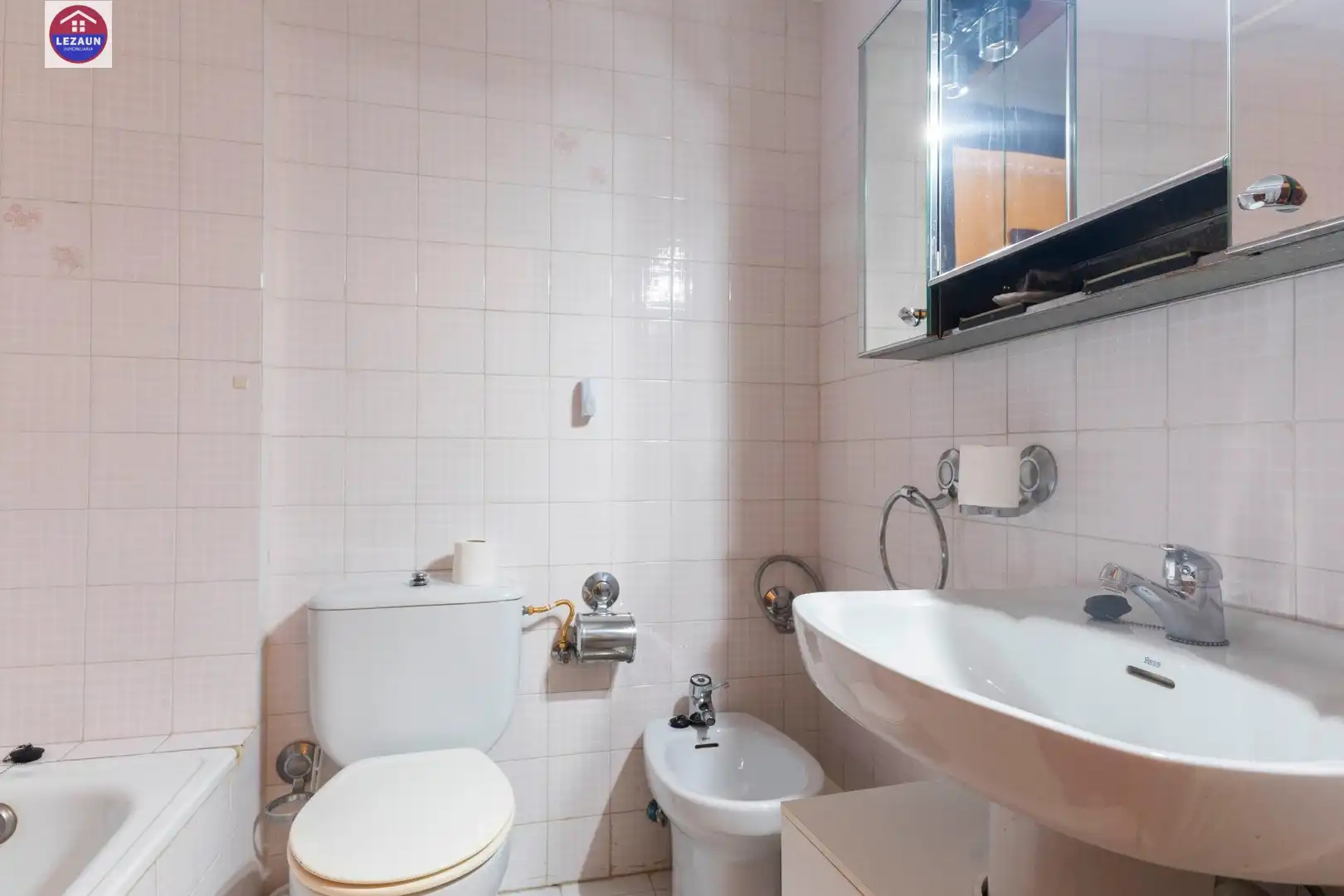 Bathroom of Flat for sale in Falces  with Furnished
