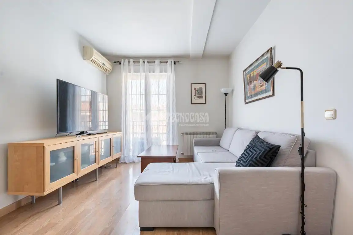Sala de estar de Piso en venta en Madrid con Aire acondicionado, Trastero y Balcón