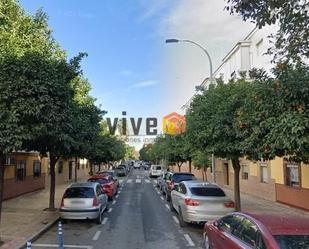 Vista exterior de Pis en venda en  Sevilla Capital amb Balcó