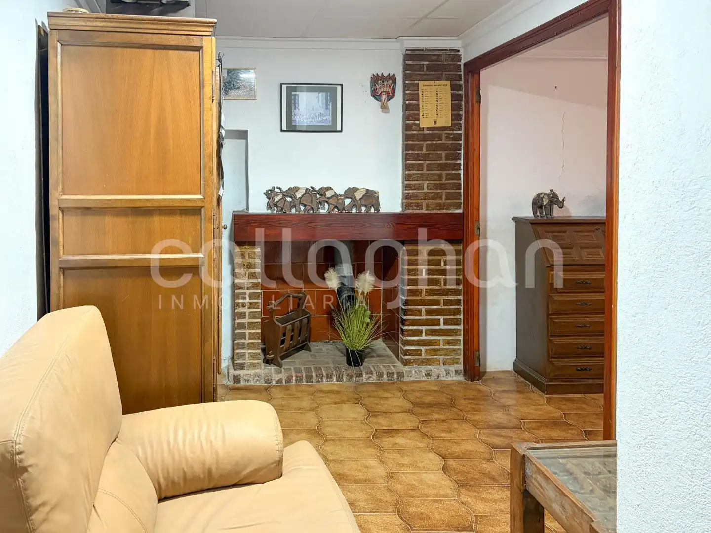 Sala d'estar de Casa o xalet en venda en Ontinyent amb Aire condicionat, Traster i Moblat