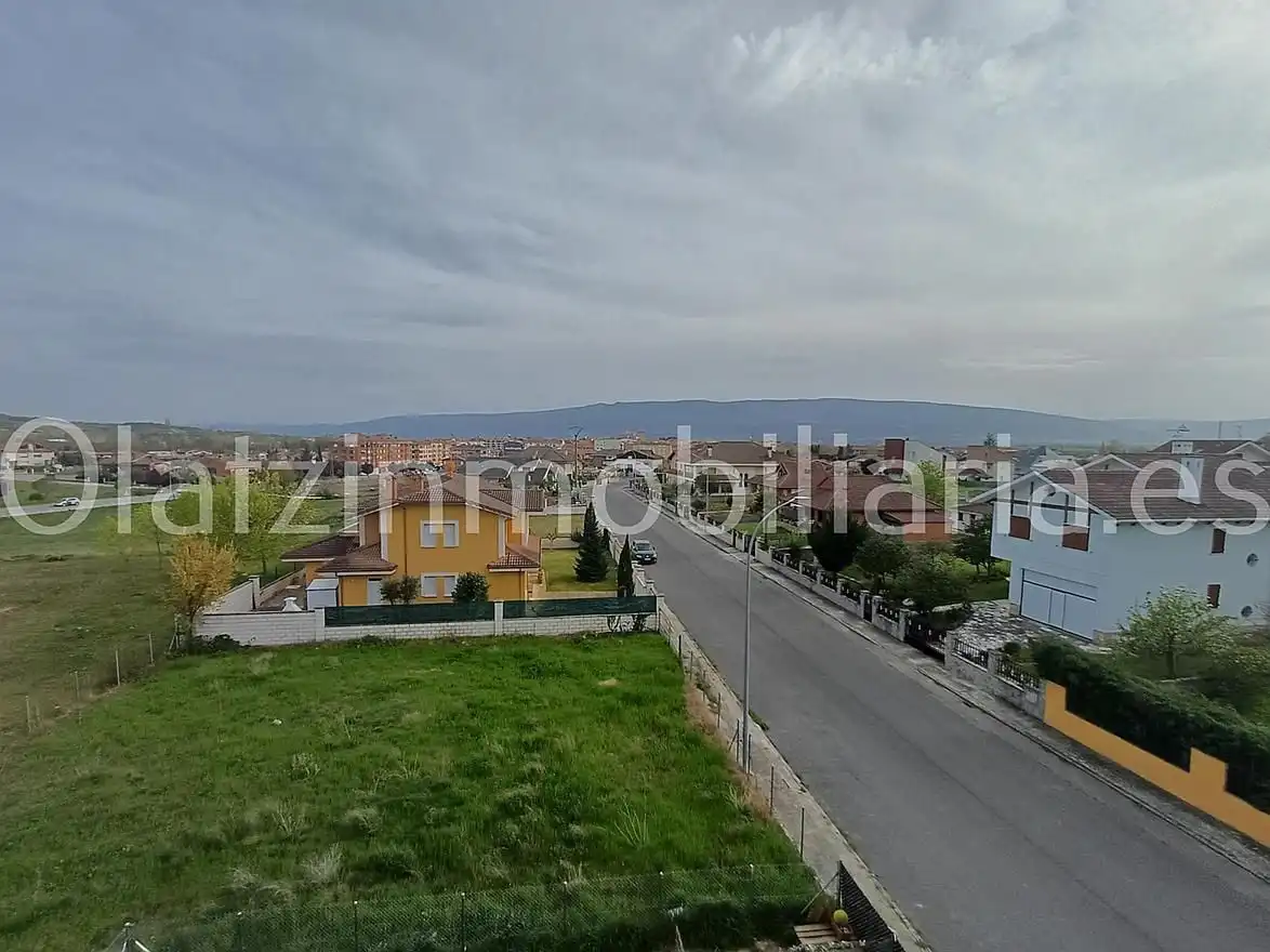 Flat for sale in Medina de Pomar  with Heating, Terrace and Community pool