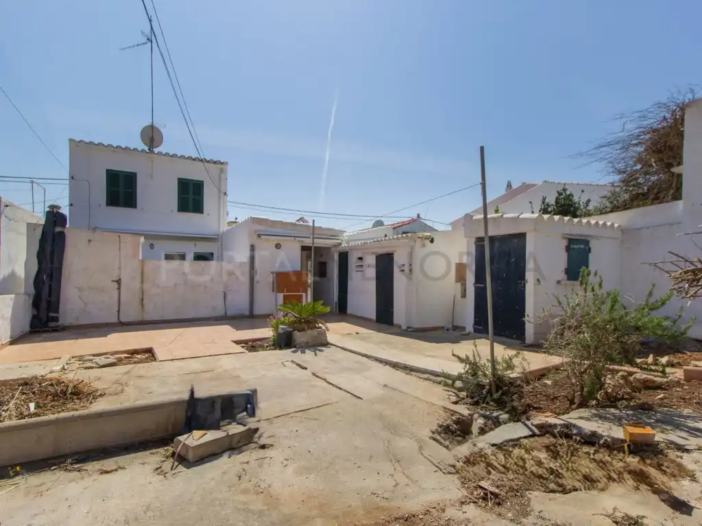 Außenansicht von Wohnungen zum Verkauf in Sant Lluís