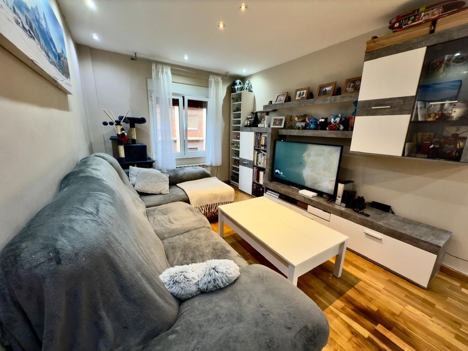 Flat for sale in  MIGUEL ANGEL BLANCO, 9, Masip, Ería - Masip