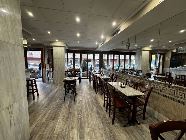 Local comercial en Alquiler en Arrasate / Mondragón