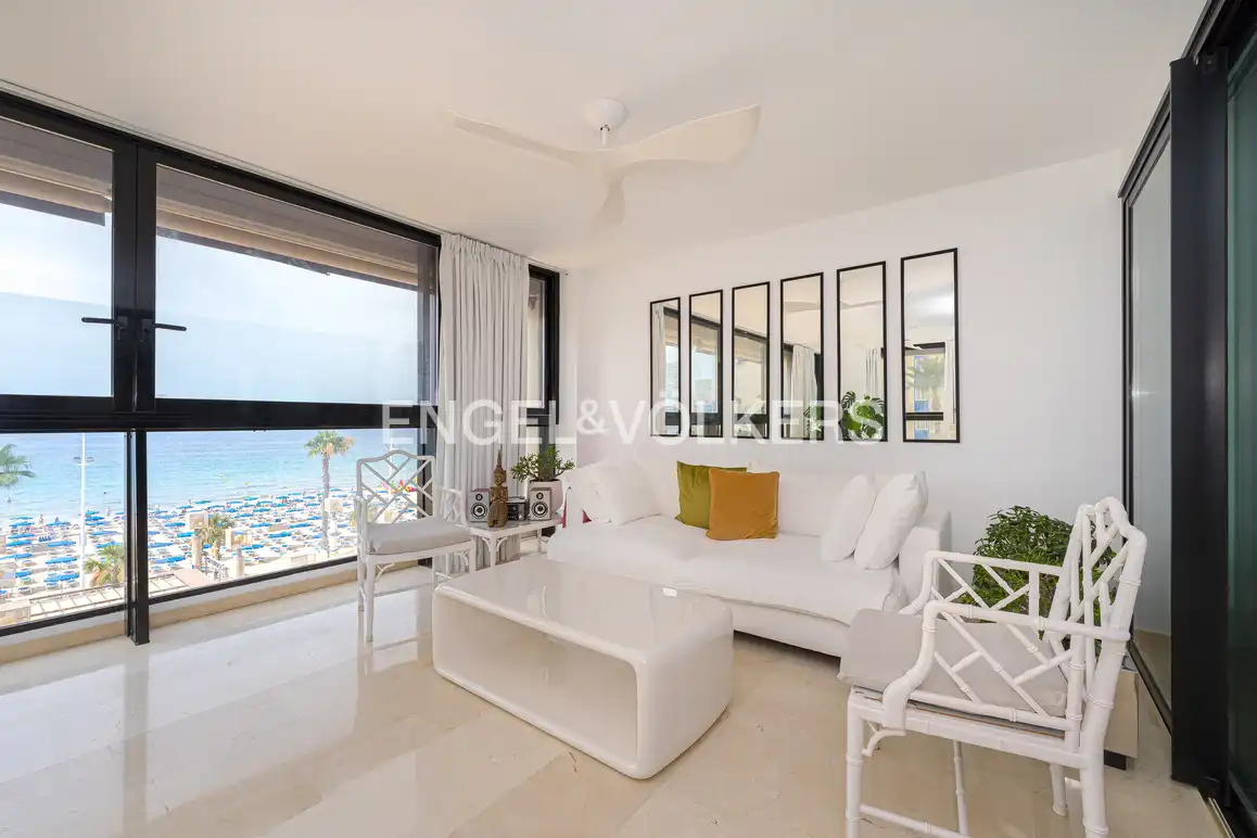 Apartamento con piscina en venta en Avenida del Mediterráneo 44, imagen 4