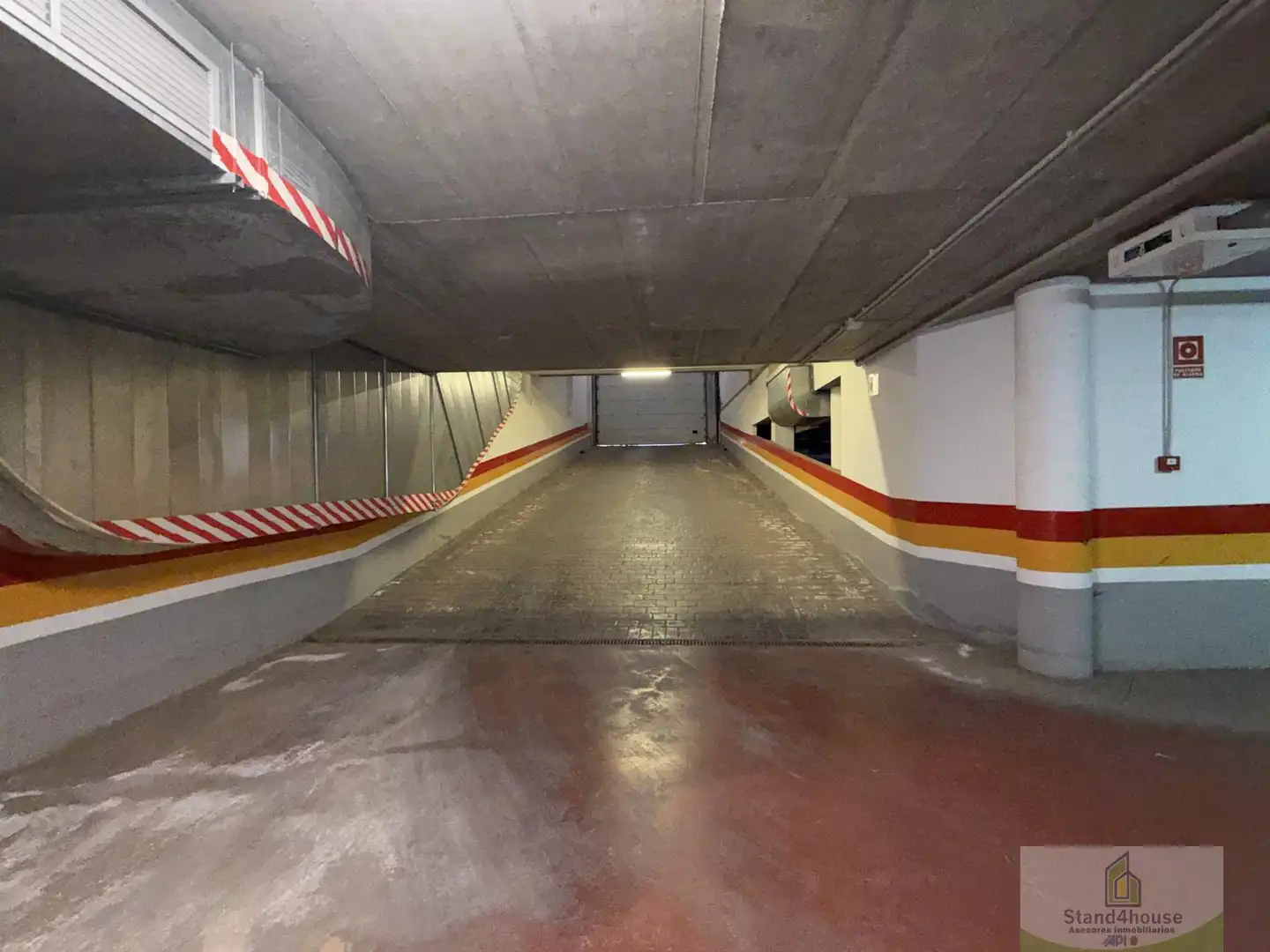 Parkplatz von Garage zur Miete in Bollullos de la Mitación