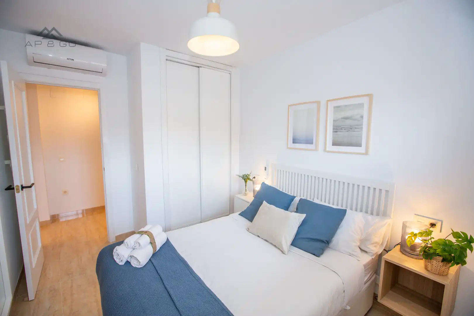 Schlafzimmer von Dachboden zur Miete in Almuñécar mit Klimaanlage, Terrasse und Möbliert