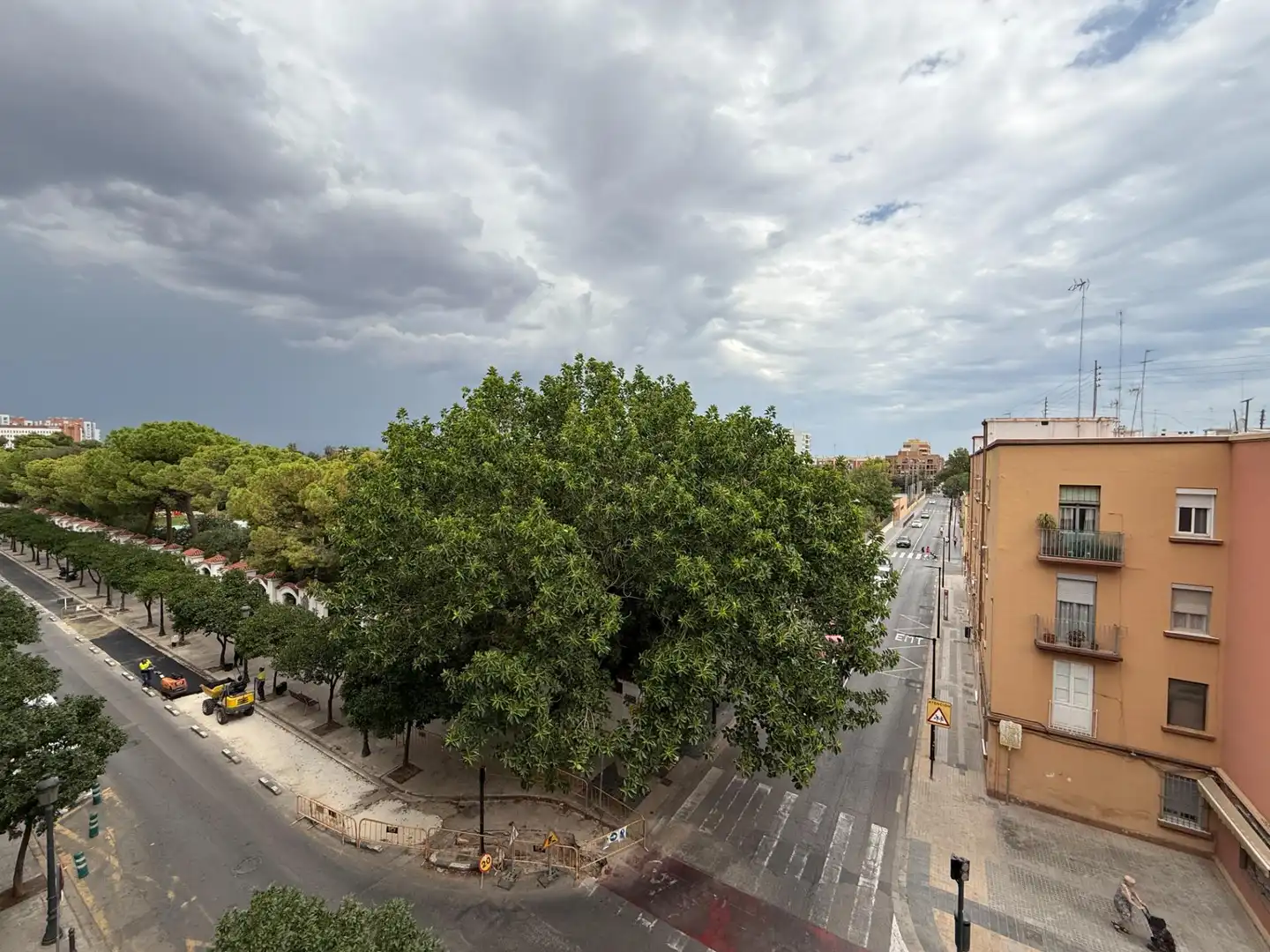 Pis amb terrassa en venda a Avenida de Burjasot 259