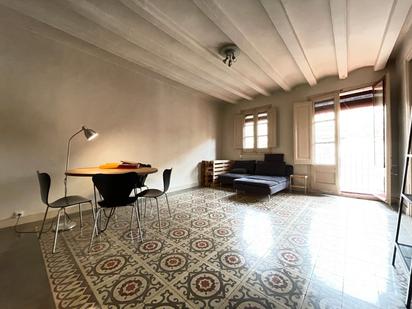 Living room of Flat for sale in  Barcelona Capital  with Oven and Balcony