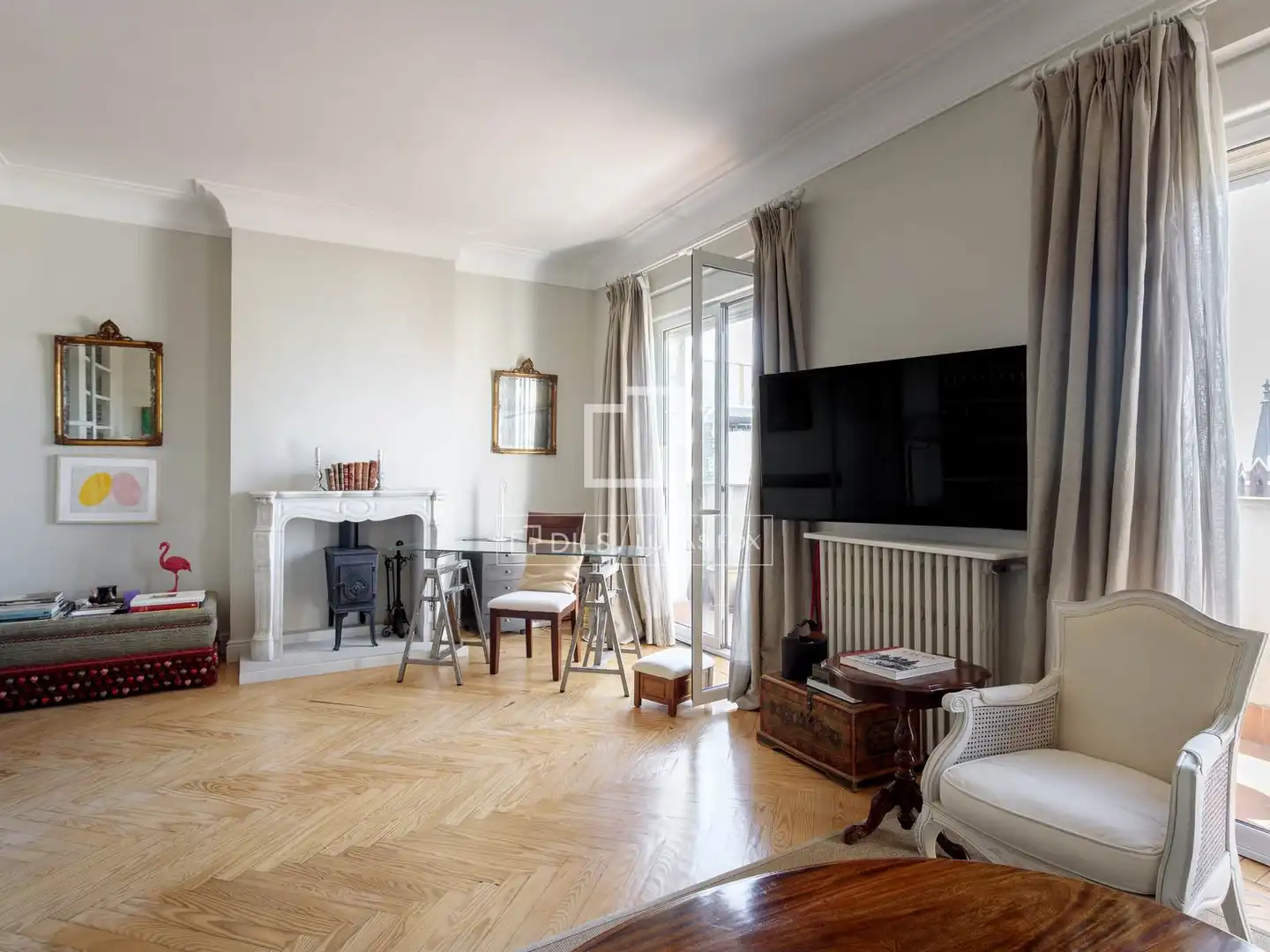 Living room of Attic for rent in Madrid  with Air Conditioner, Heating and Parquet flooring