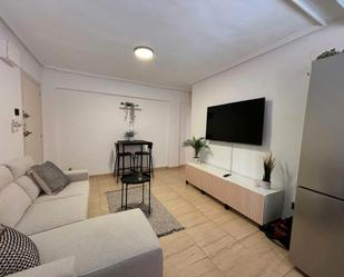 Sala d'estar de Pis de lloguer en  Valencia Capital amb Aire condicionat, Calefacció i Moblat