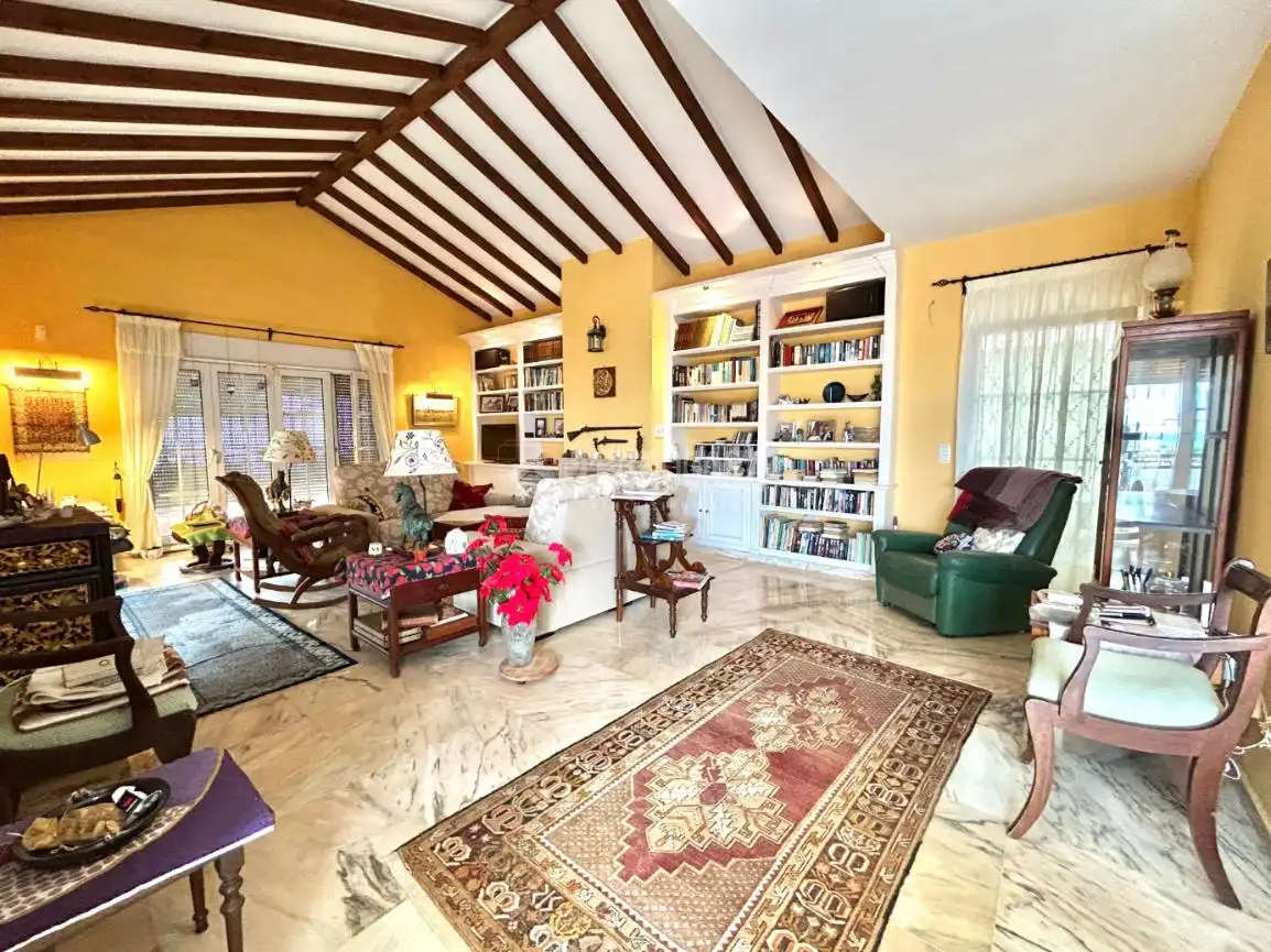 Casa en venta en C. Ángel de la Riva Resines, imagen 6
