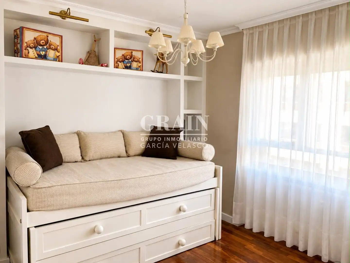 Schlafzimmer von Wohnung zur Miete in Albacete mit Heizung
