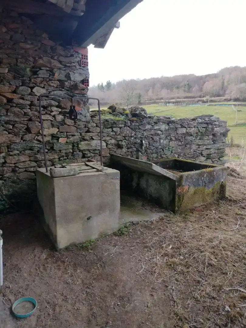 Baño de Finca rústica en venta en Lalín con Jardín privado, Trastero y Amueblado