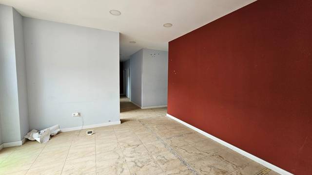 Local comercial en Alquiler en Centro