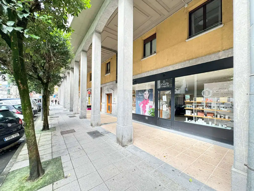 Local de alquiler en Urretxu con Amueblado