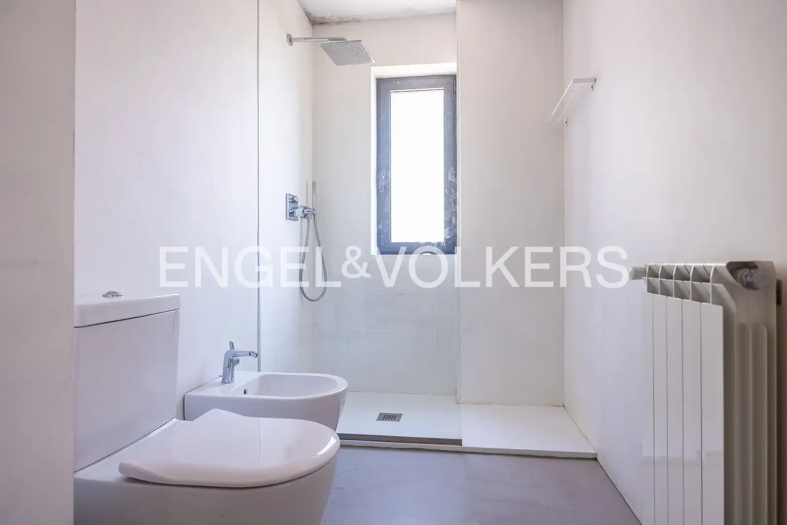 Baño de Casa o chalet en venta en Dos Hermanas con Aire acondicionado, Calefacción y Jardín privado