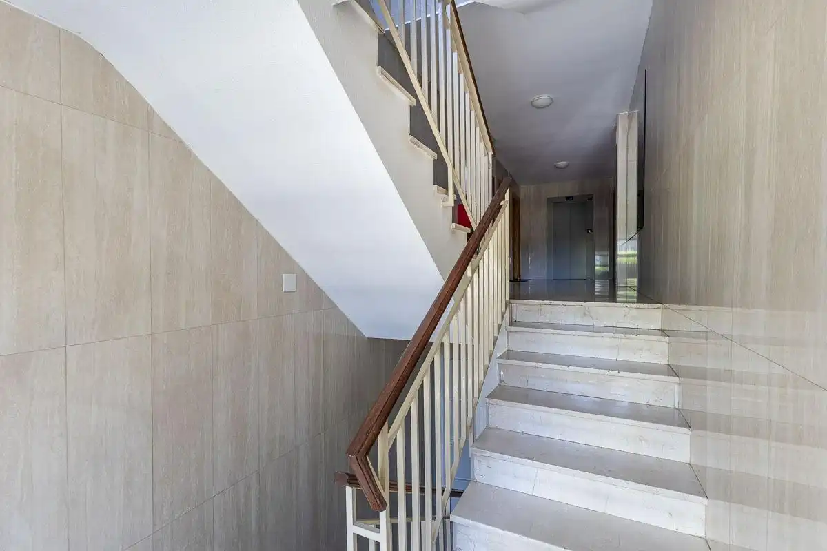 Piso en venta en Camino Bajo de Huétor, 19, Cervantes