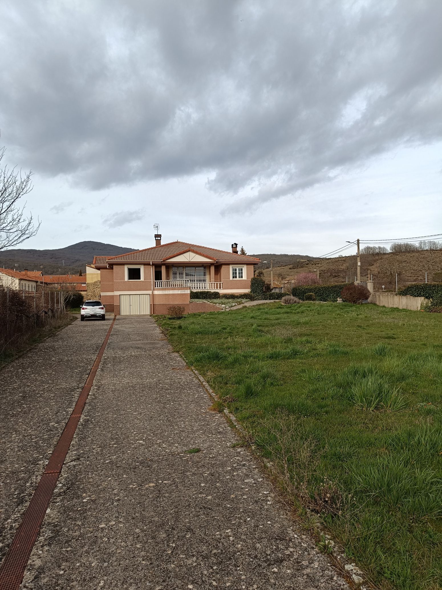 Exterior view of House or chalet for sale in Aguilar de Campoo  with Heating and Terrace