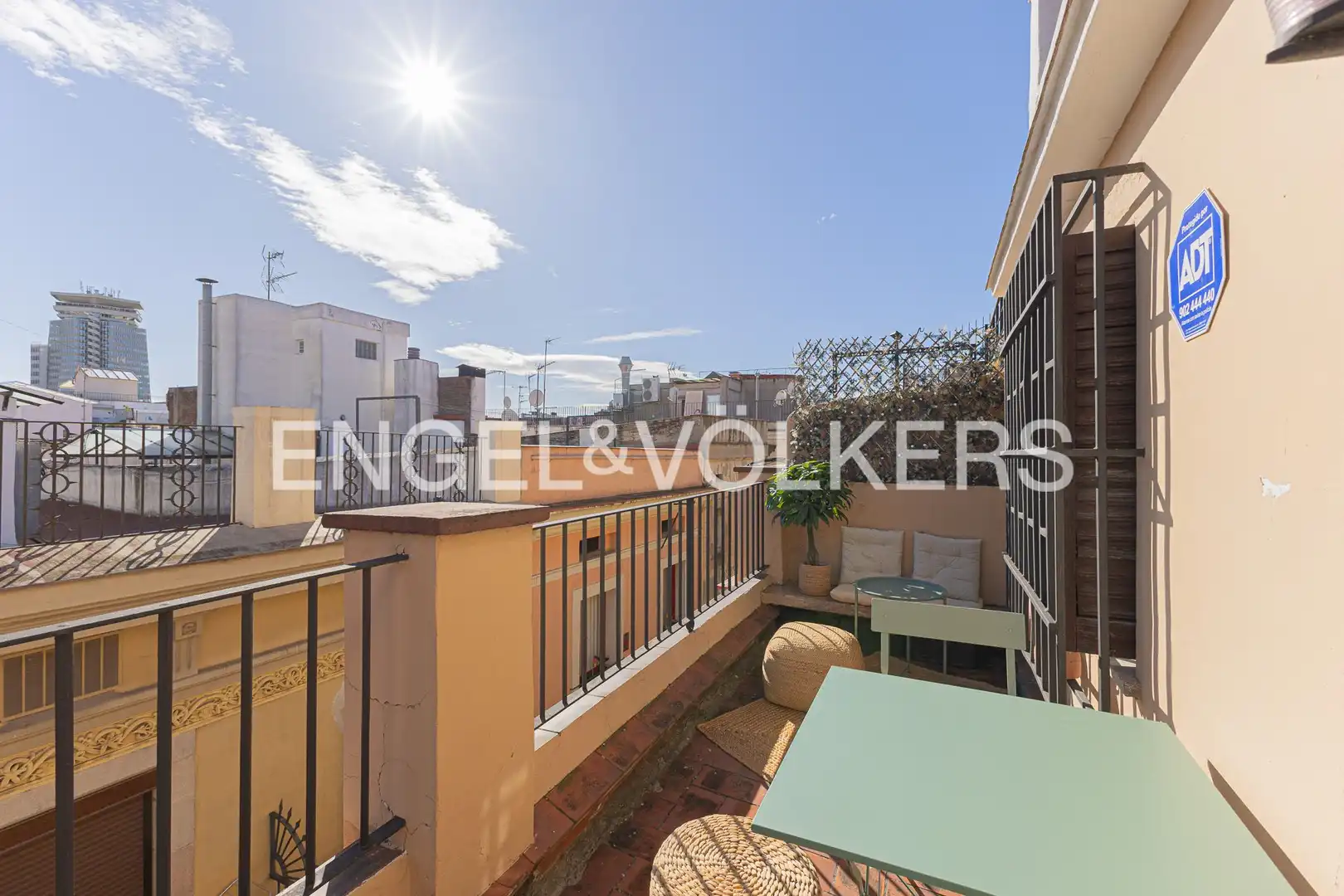 Terraza de Ático en venta en Barcelona con Calefacción y Parquet