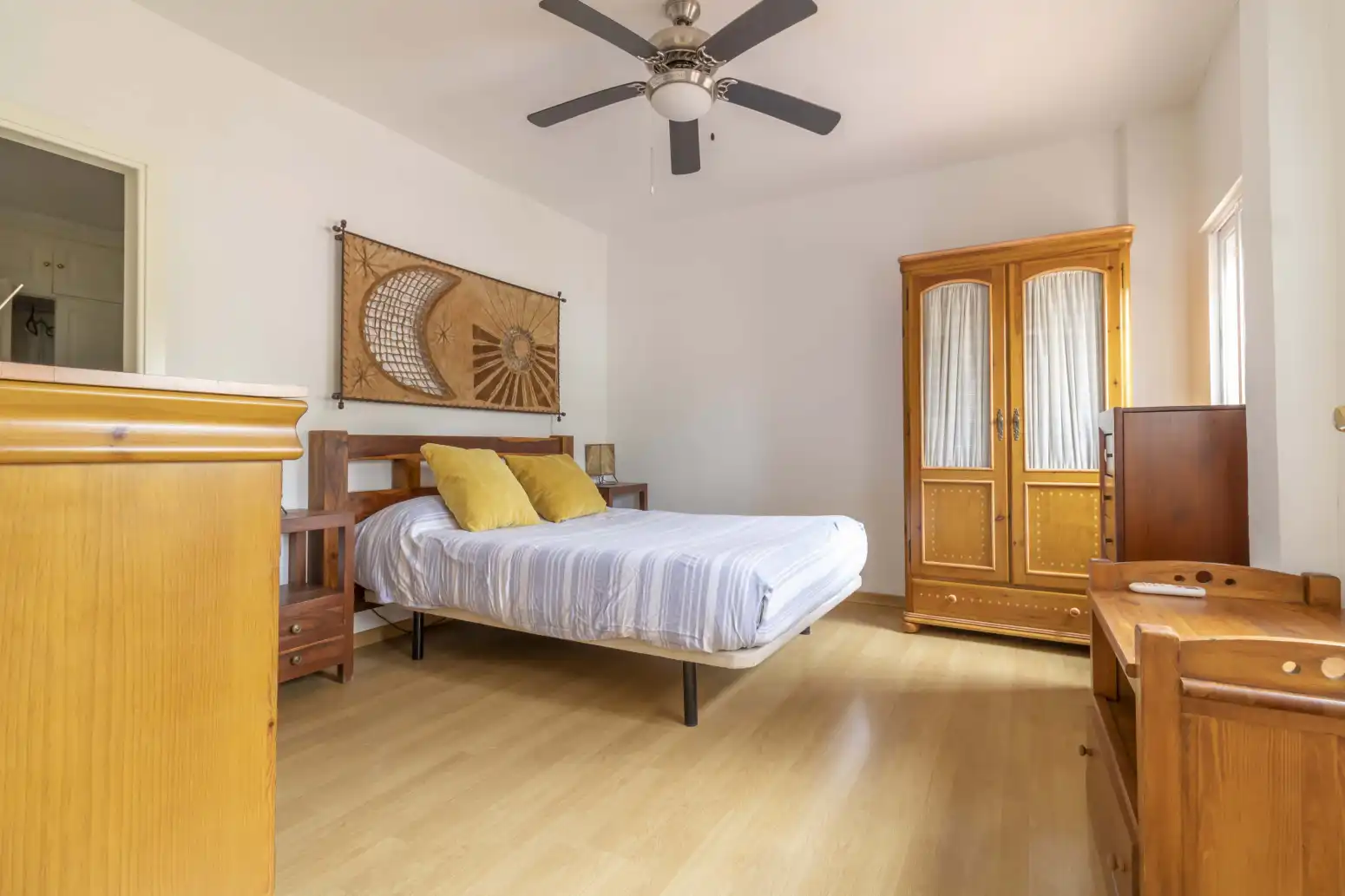 Bedroom of Houses for sale in Carmona  with Air Conditioner, Private garden and Swimming Pool