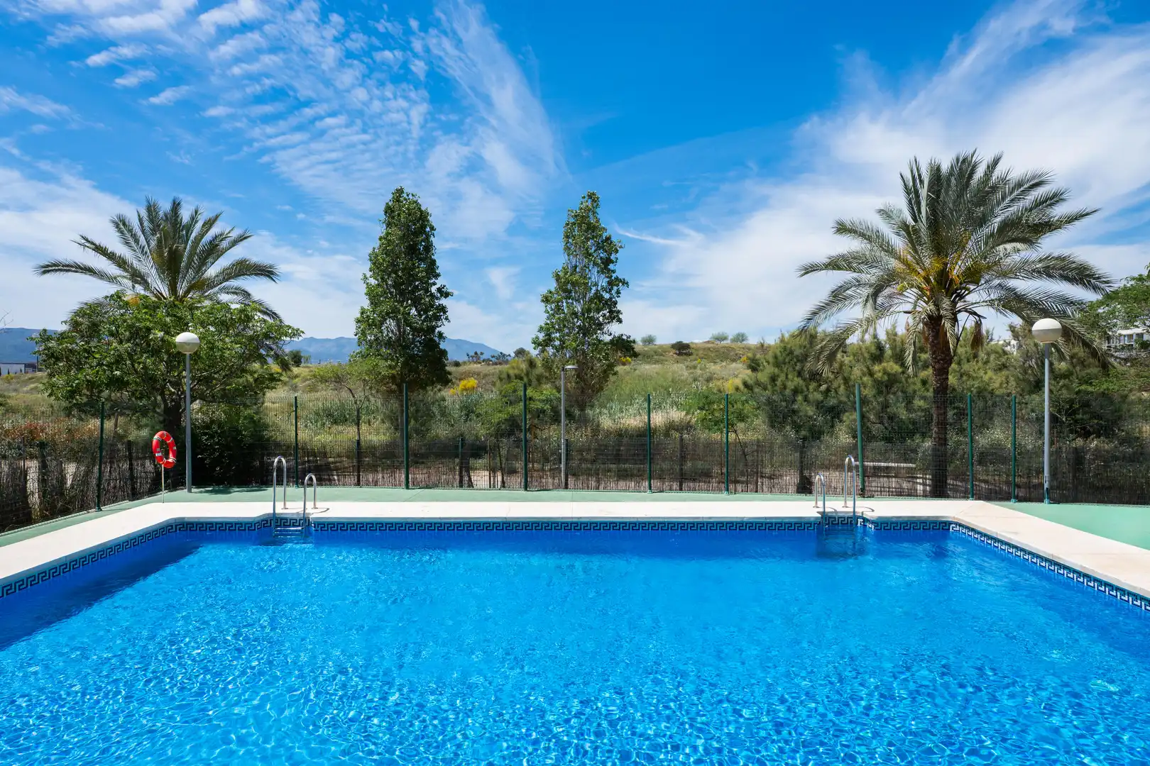 Piscina de Pis en venda en Málaga amb Aire condicionat, Terrassa i Traster