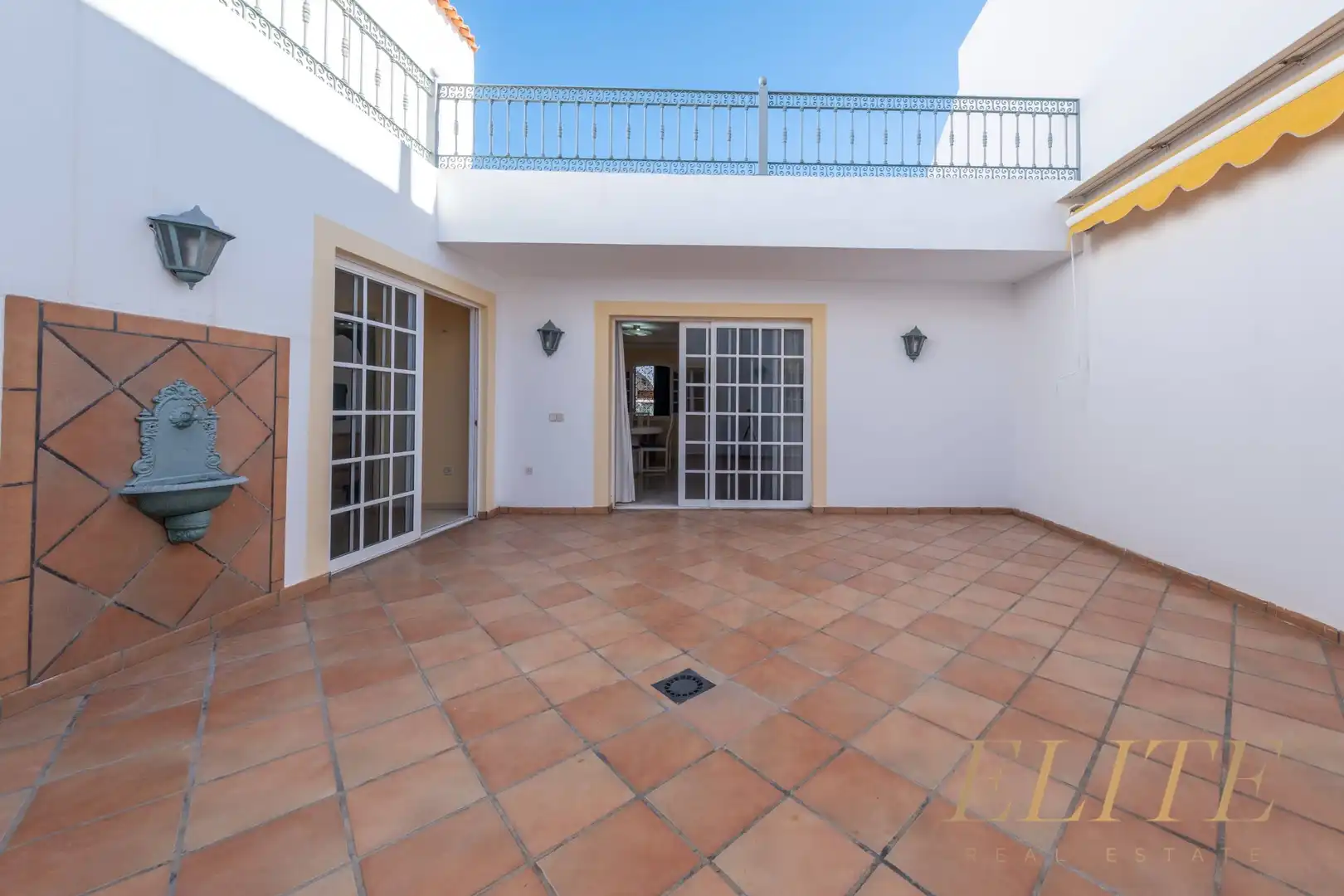 Terrassa de Casa adosada en venda en San Bartolomé de Tirajana amb Aire condicionat, Calefacció i Jardí privat