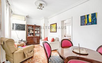 Living room of Flat for sale in  Madrid Capital  with Air Conditioner