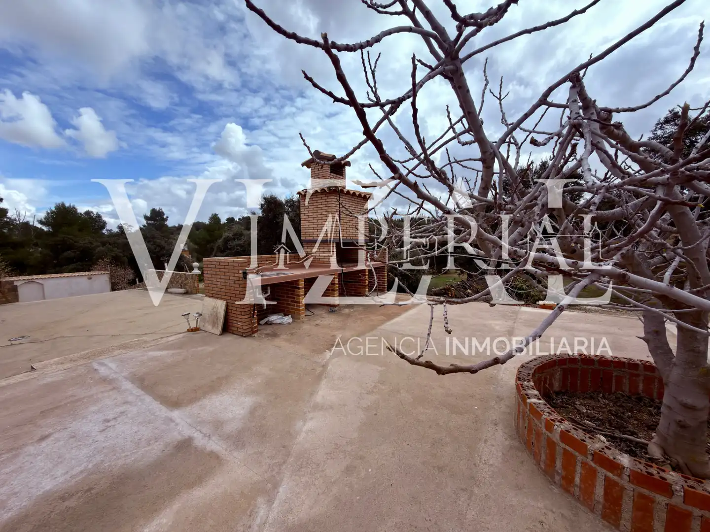 Vista exterior de Casa o xalet en venda en Toledo amb Aire condicionat, Calefacció i Jardí privat