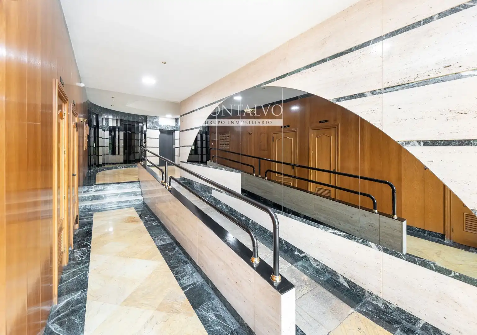 Flat for rent in Granada  with Heating, Terrace and Furnished