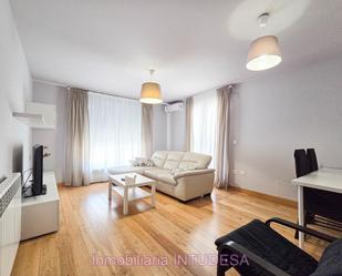 Living room of Flat to rent in Tudela  with Air Conditioner, Heating and Furnished