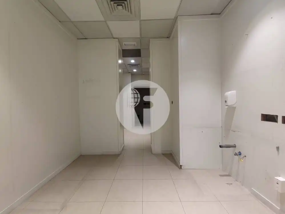 Commercial properties for rent in Barcelona  with Air Conditioner