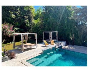 Swimming pool of House or chalet for sale in Marbella  with Air Conditioner, Private garden and Terrace