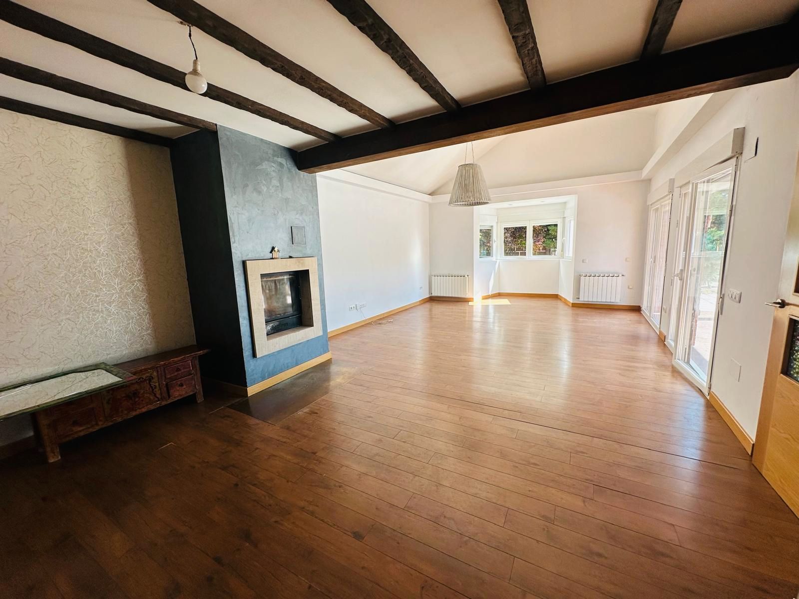 Living room of House or chalet for sale in Aldeamayor de San Martín  with Private garden