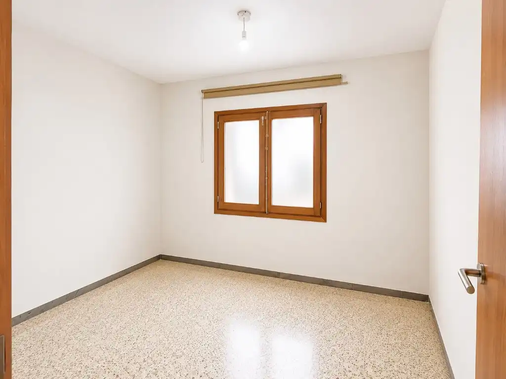 Habitación de Piso en venta en Vilafranca del Penedès con Horno y Balcón