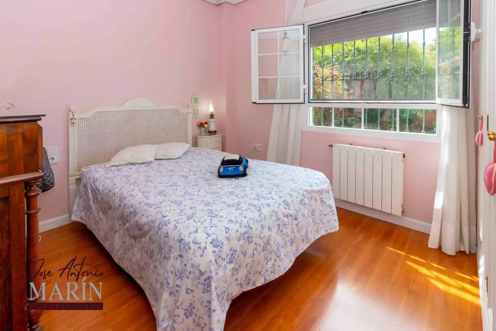 Habitación de Casa o chalet en venta en Badajoz con Aire acondicionado, Calefacción y Jardín privado