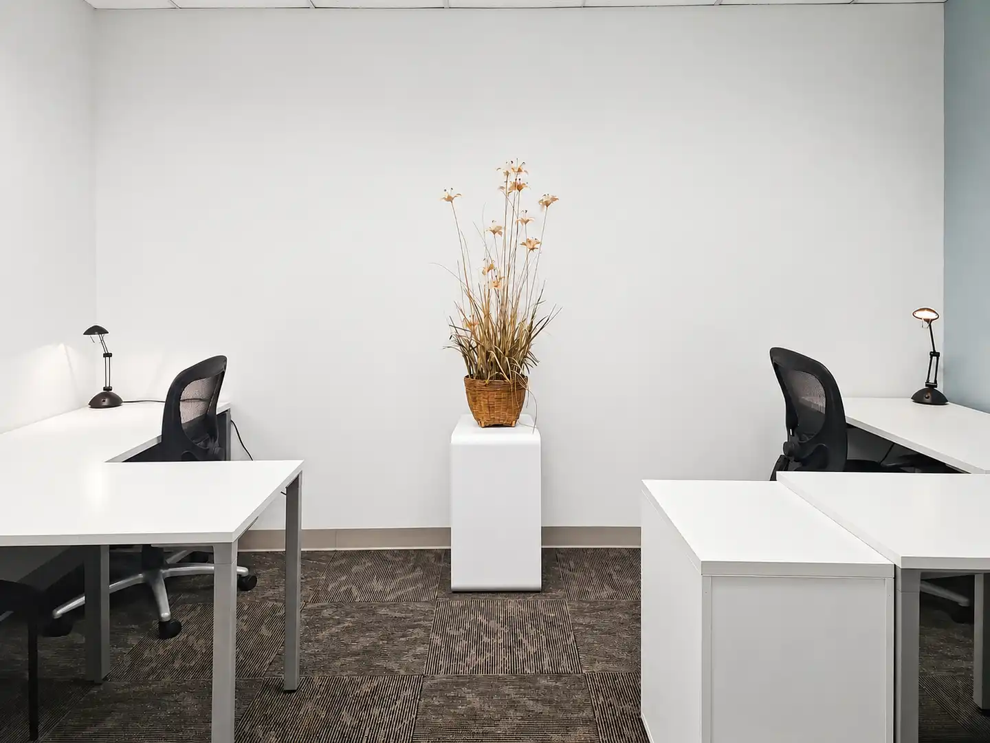 Office for rent in Santander  with Air Conditioner, Heating and Furnished