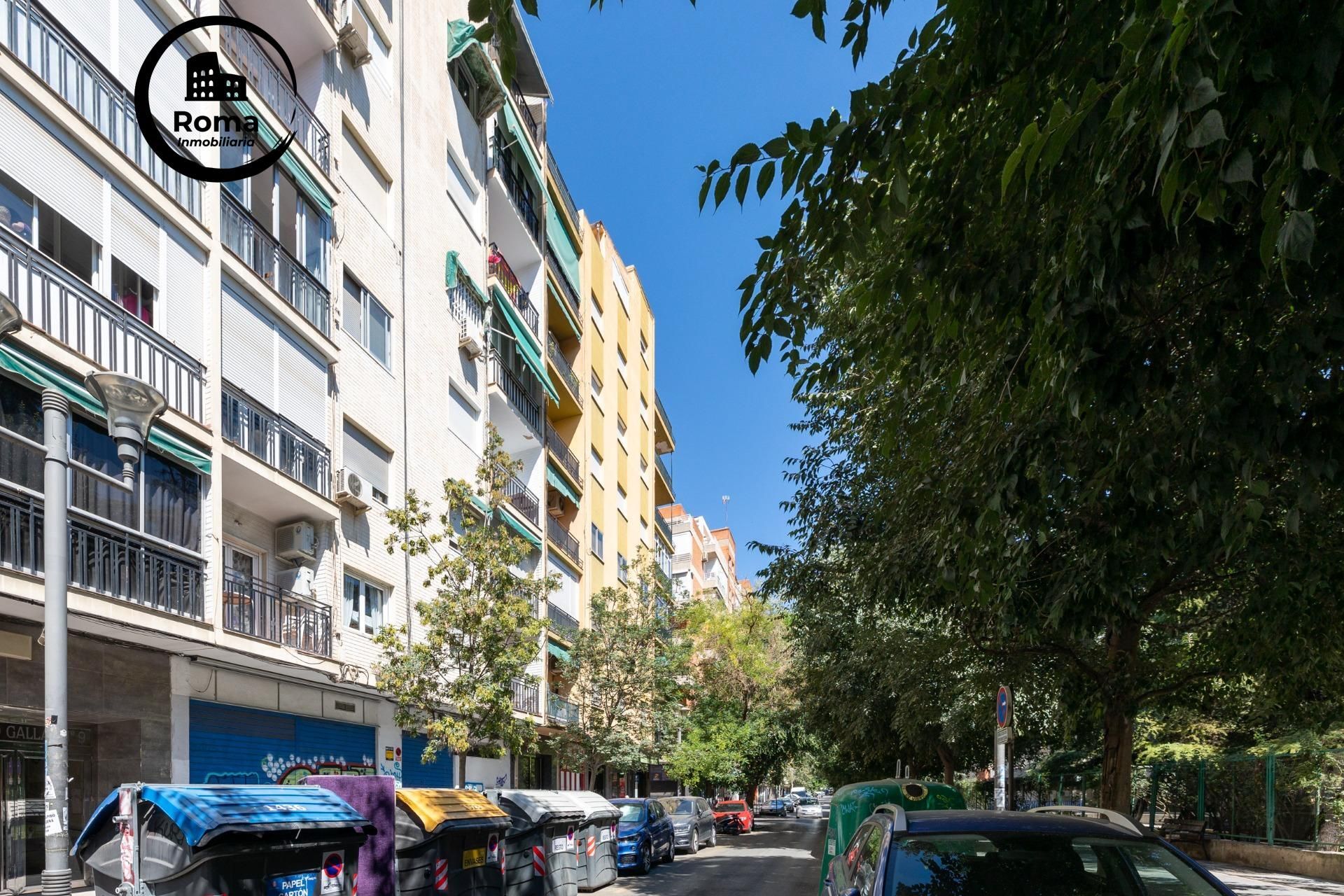 Exterior view of Flat for sale in  Granada Capital  with Air Conditioner, Heating and Terrace