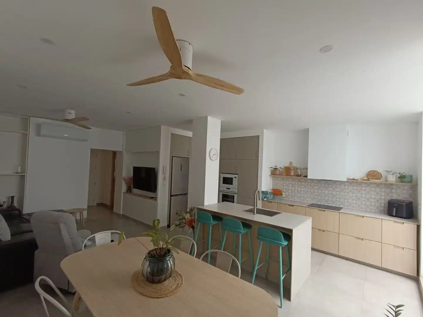 Kitchen of Flat for share in Fuentes de Andalucía, Sevilla