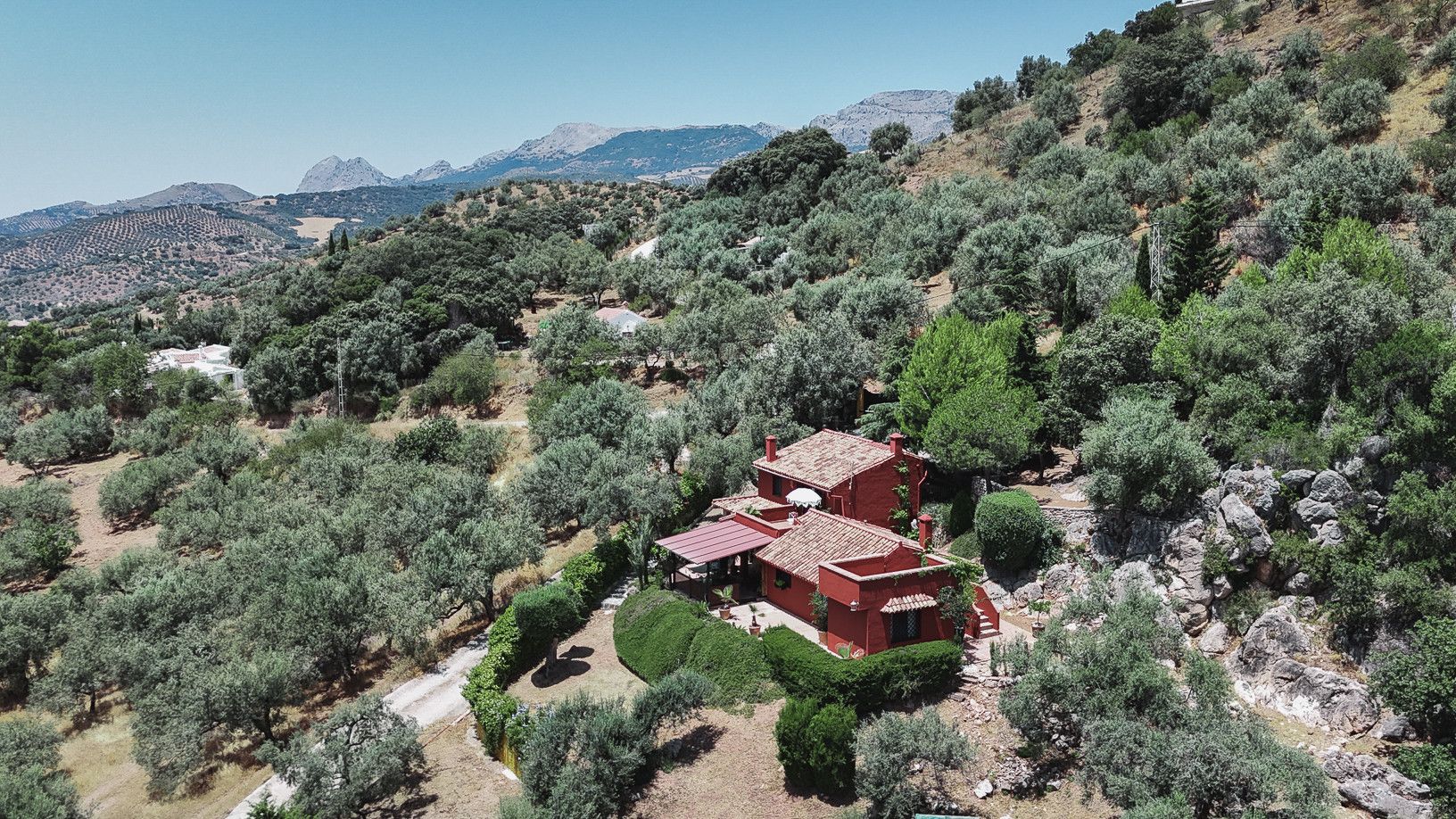 Vista exterior de Finca rústica en venda en Riogordo amb Aire condicionat, Jardí privat i Terrassa