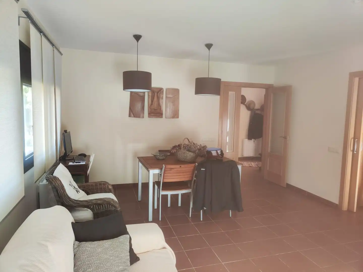 Sala de estar de Casa o chalet en venta en Sant Llorenç de la Muga con Calefacción y Jardín privado